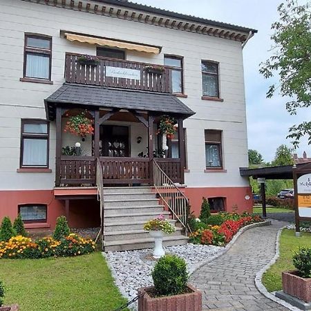 Ferienwohnungen Parkschloesschen Bad Pyrmont Ngoại thất bức ảnh